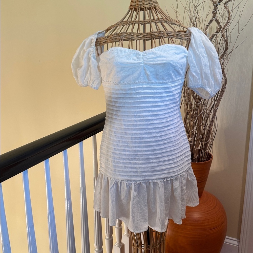Hello Molly white mini dress - Picture 2 of 9